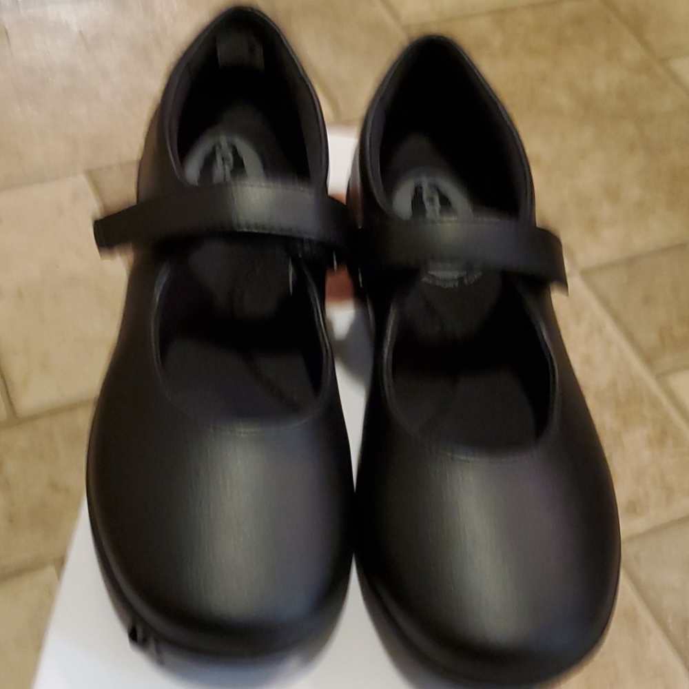 Girls shoes - Picture 1 of 4